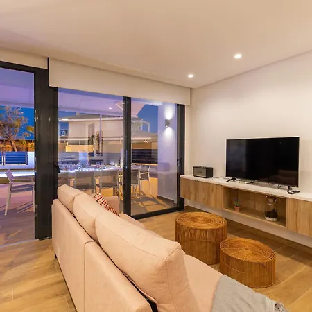Villa Luxurious & Comfy By Fidalsa