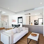 Luxurious & Comfy By Fidalsa *