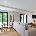 Luxurious & Comfy By Fidalsa * Carrer del Mar